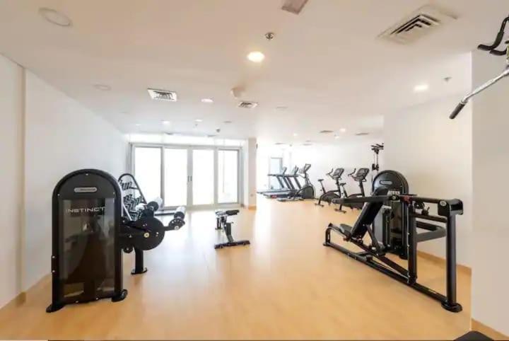 Amazing Azizi Mina The Palm, Free * Dubai